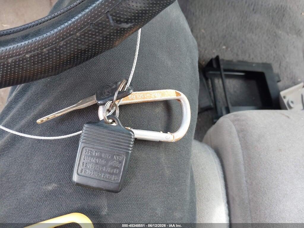 1FTWX32F4YEE52881 2000 FORD F-350 photo no. 8