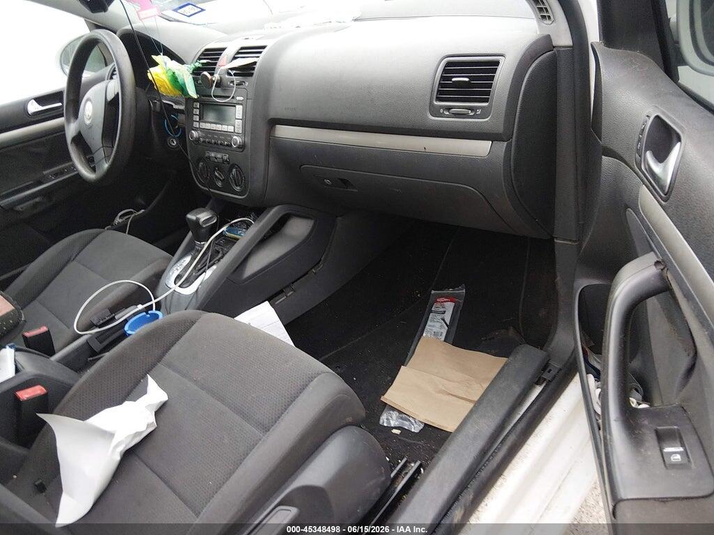 WVWDA71K39W141484 2009 VOLKSWAGEN RABBIT photo no. 5