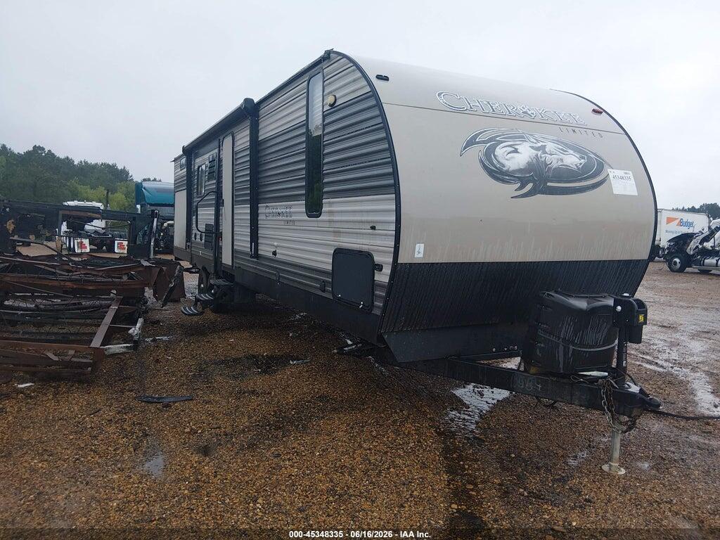 2018 FOREST RIVER CHEROKEE M-304BH 4X4TCKF27JX130899