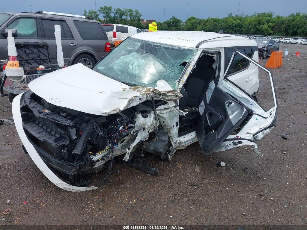 KNDJ23AU2N7161983 2022 KIA SOUL photo no. 2
