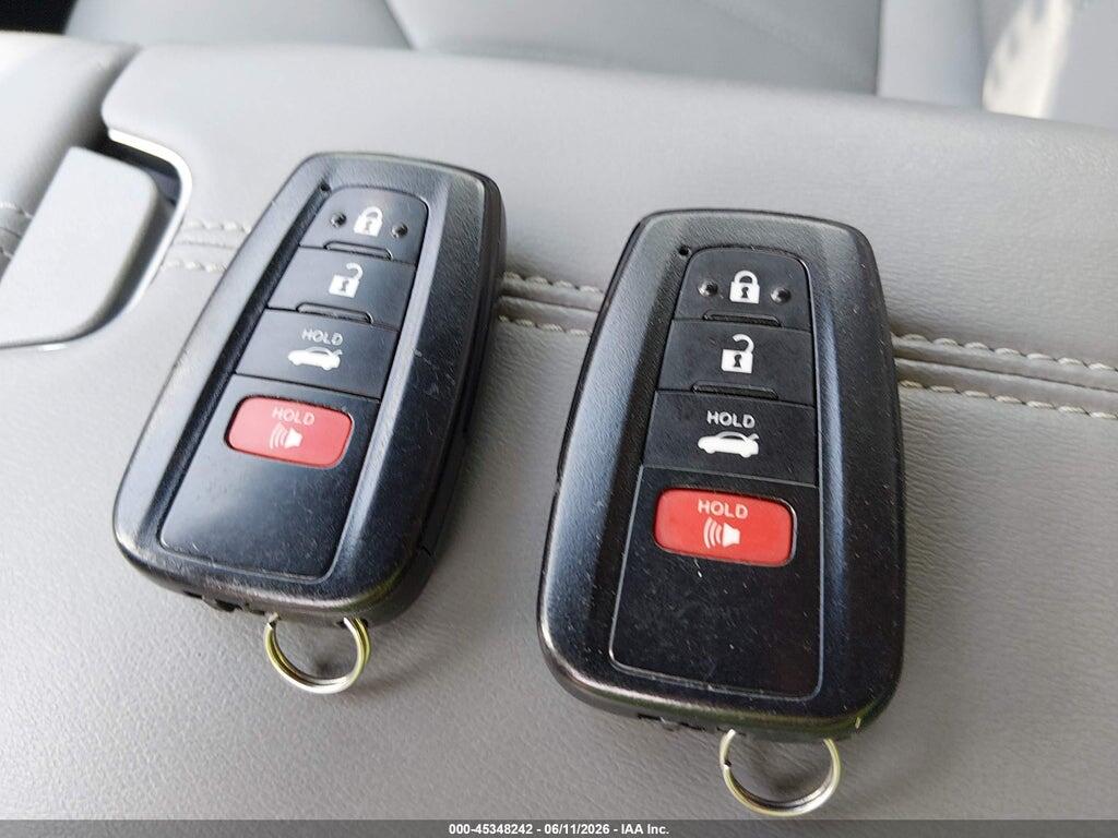 4T1AZ1FB1NU082423 2022 TOYOTA AVALON photo no. 11