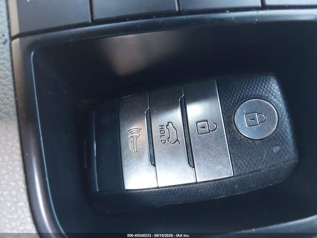 KNDPRCA61H7209064 2017 KIA SPORTAGE photo no. 11