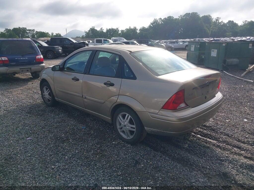 1FAFP3430YW302933 2000 FORD FOCUS photo no. 3