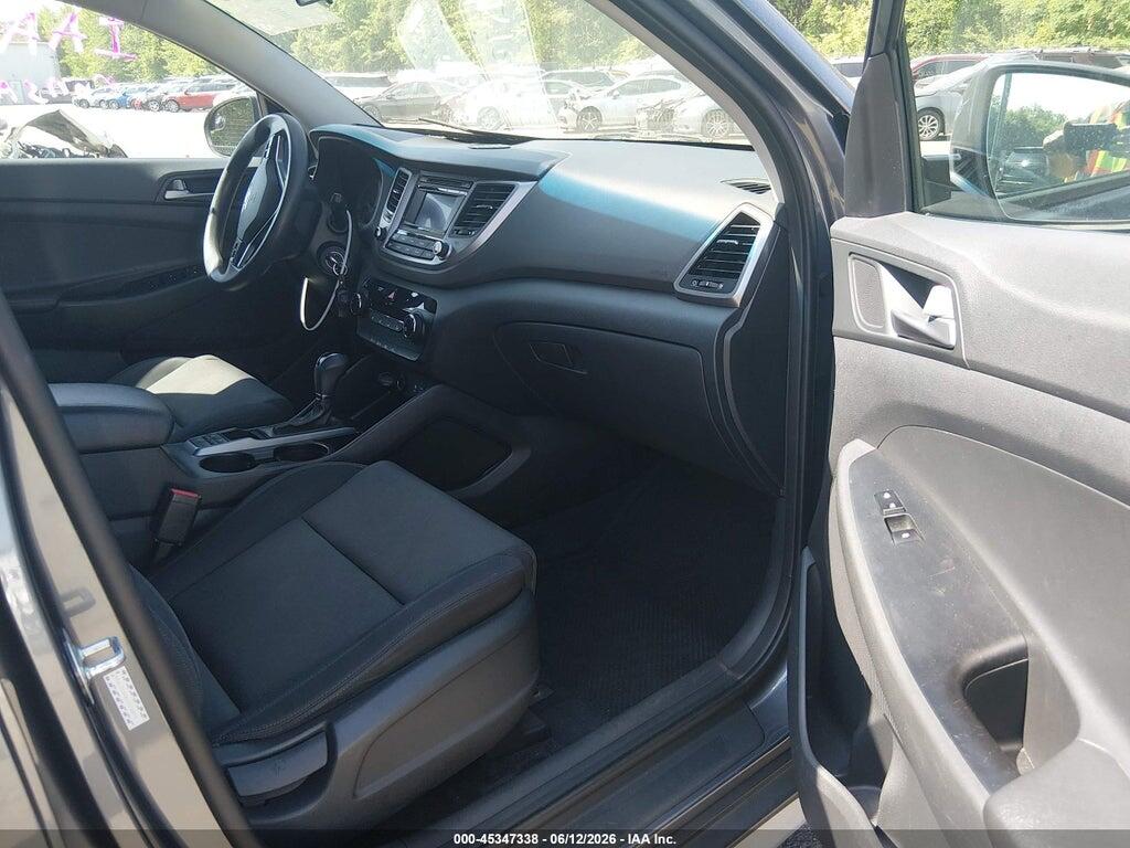 KM8J3CA48HU574859 2017 HYUNDAI TUCSON photo no. 5