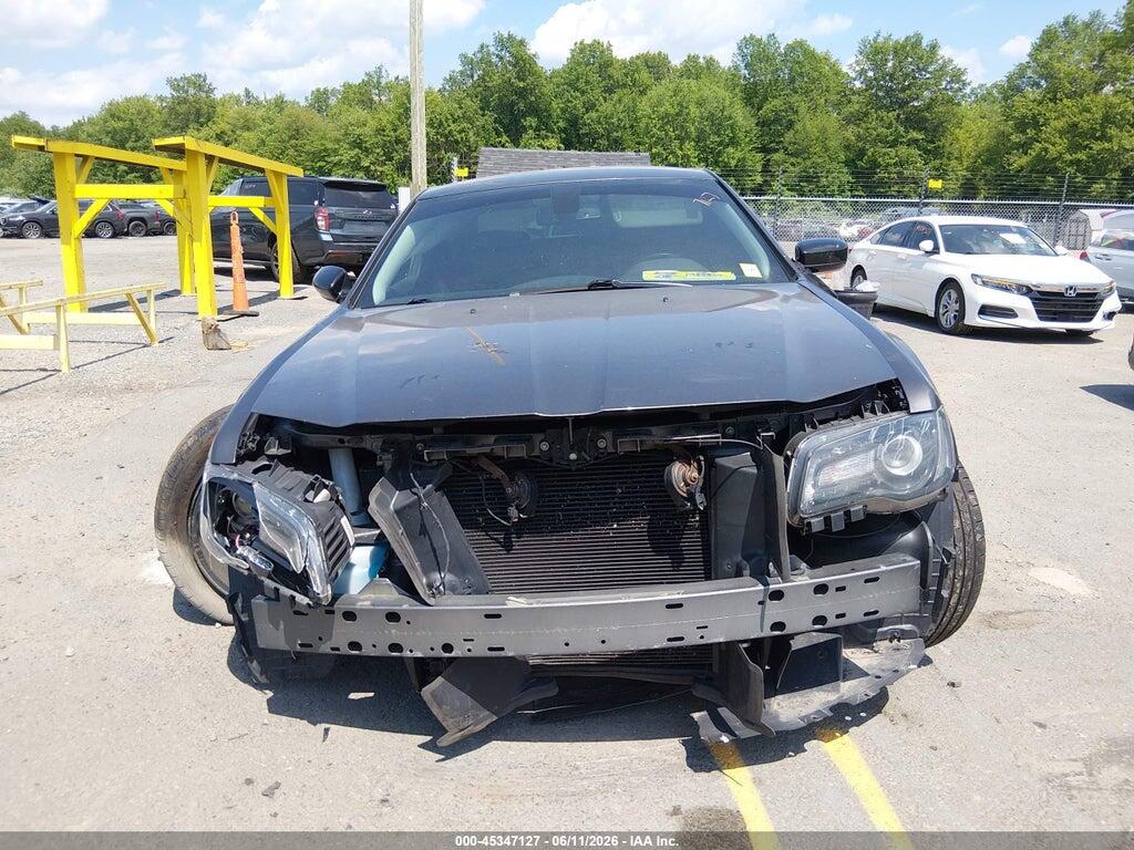 2C3CCAAG3KH704458 2019 CHRYSLER 300 photo no. 12