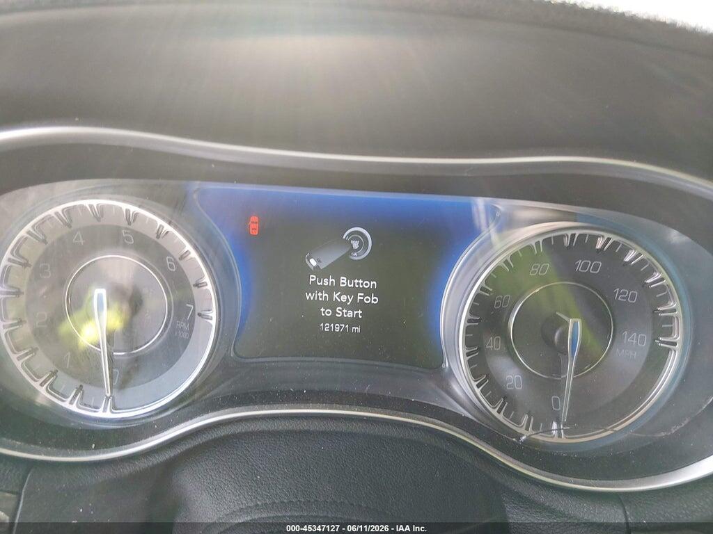 2C3CCAAG3KH704458 2019 CHRYSLER 300 photo no. 7