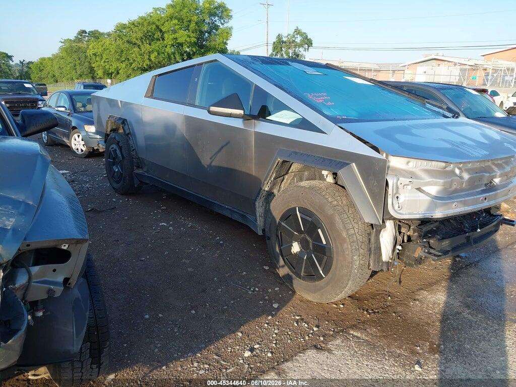 7G2CEHED5RA040740 2024 TESLA CYBERTRUCK photo no. 1