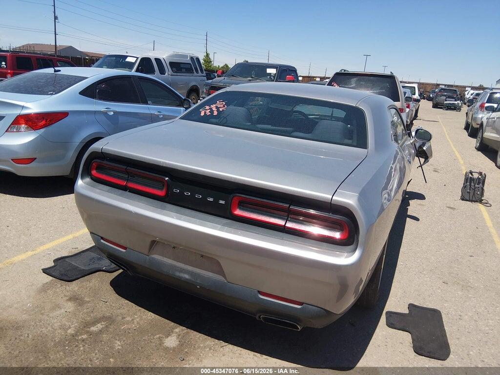 2C3CDZAG0GH108341 2016 DODGE CHALLENGER photo no. 4