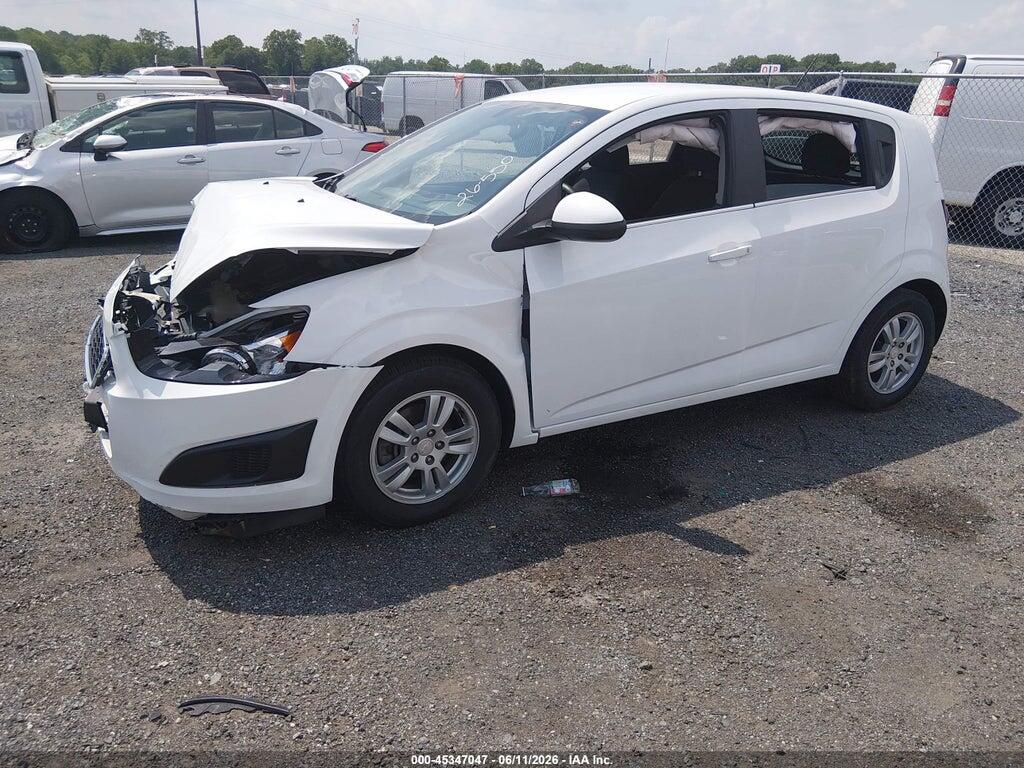 1G1JC6SH2G4160233 2016 CHEVROLET SONIC photo no. 2