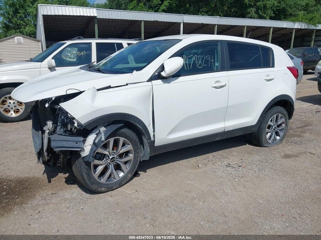 KNDPB3AC0G7795037 2016 KIA SPORTAGE photo no. 2
