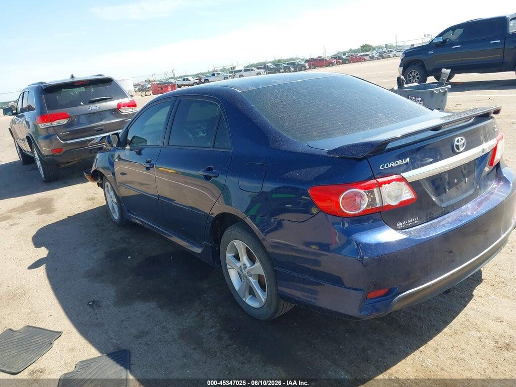 5YFBU4EE9DP219317 2013 TOYOTA COROLLA photo no. 3