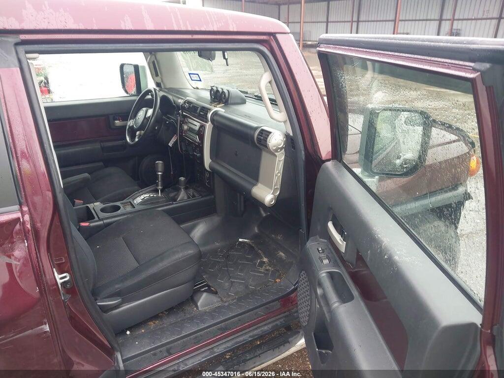 JTEBU11F770073572 2007 TOYOTA FJ CRUISER photo no. 5
