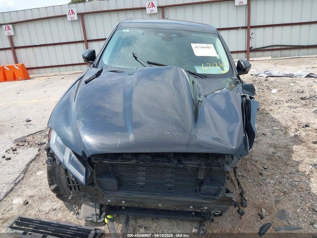 SADCJ2EX7MA671262 2021 JAGUAR F-PACE photo no. 12