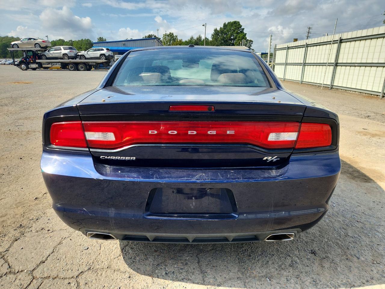 2013 DODGE CHARGER R/T — Фото 6 из 13