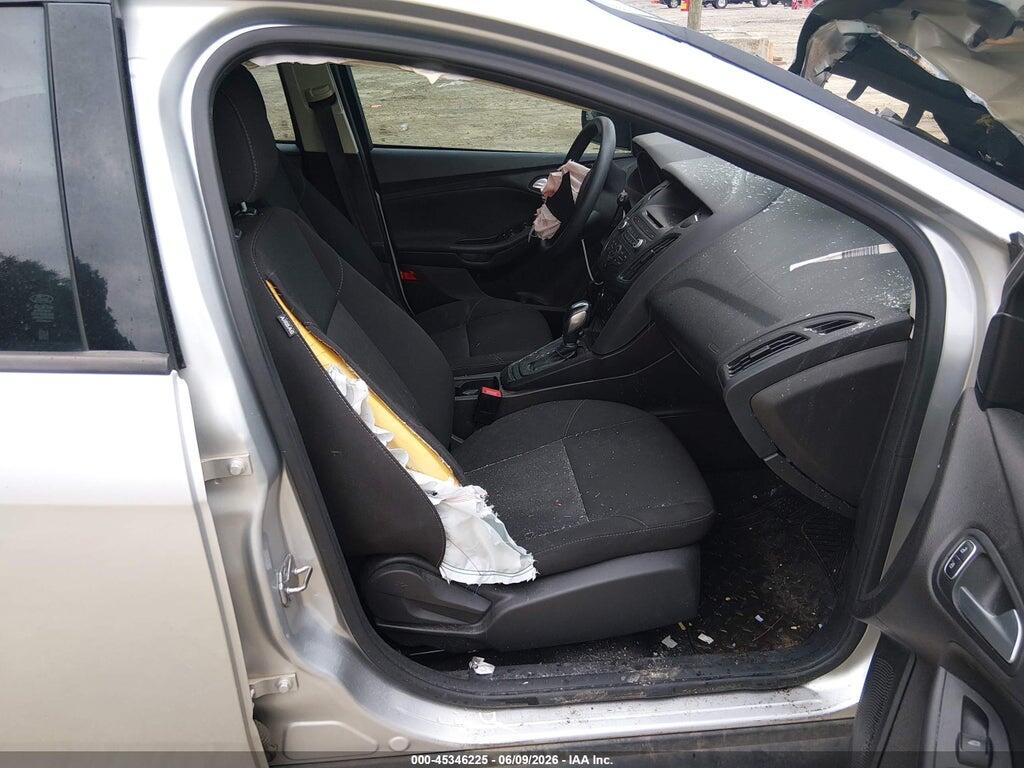 1FADP3K28GL355428 2016 FORD FOCUS photo no. 5