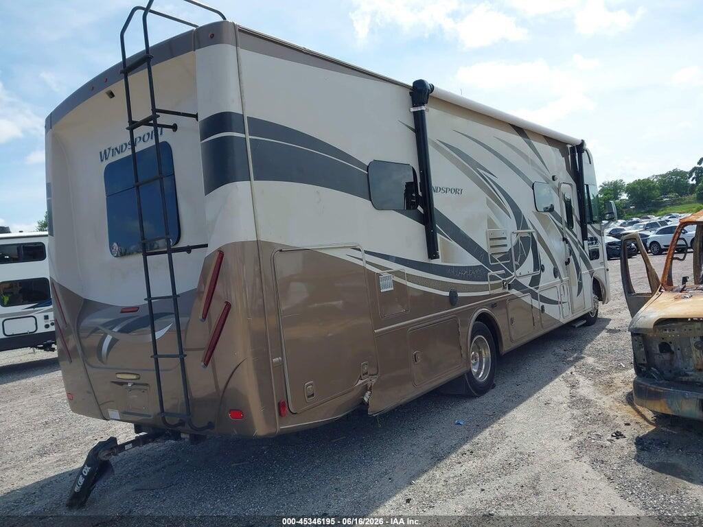 1F65F5DY0H0A02184 2017 FORD F53 THOR MOTOR HOME photo no. 4
