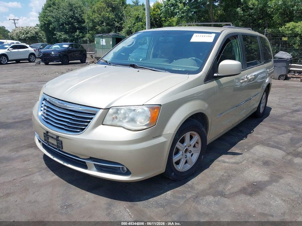 2A4RR5DG1BR719908 2011 CHRYSLER TOWN & COUNTRY photo no. 2