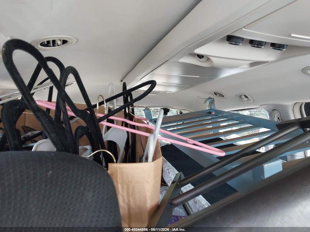 2A4RR5DG1BR719908 2011 CHRYSLER TOWN & COUNTRY photo no. 8