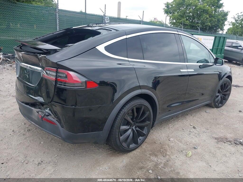 5YJXCDE28LF303668 2020 TESLA MODEL X photo no. 4