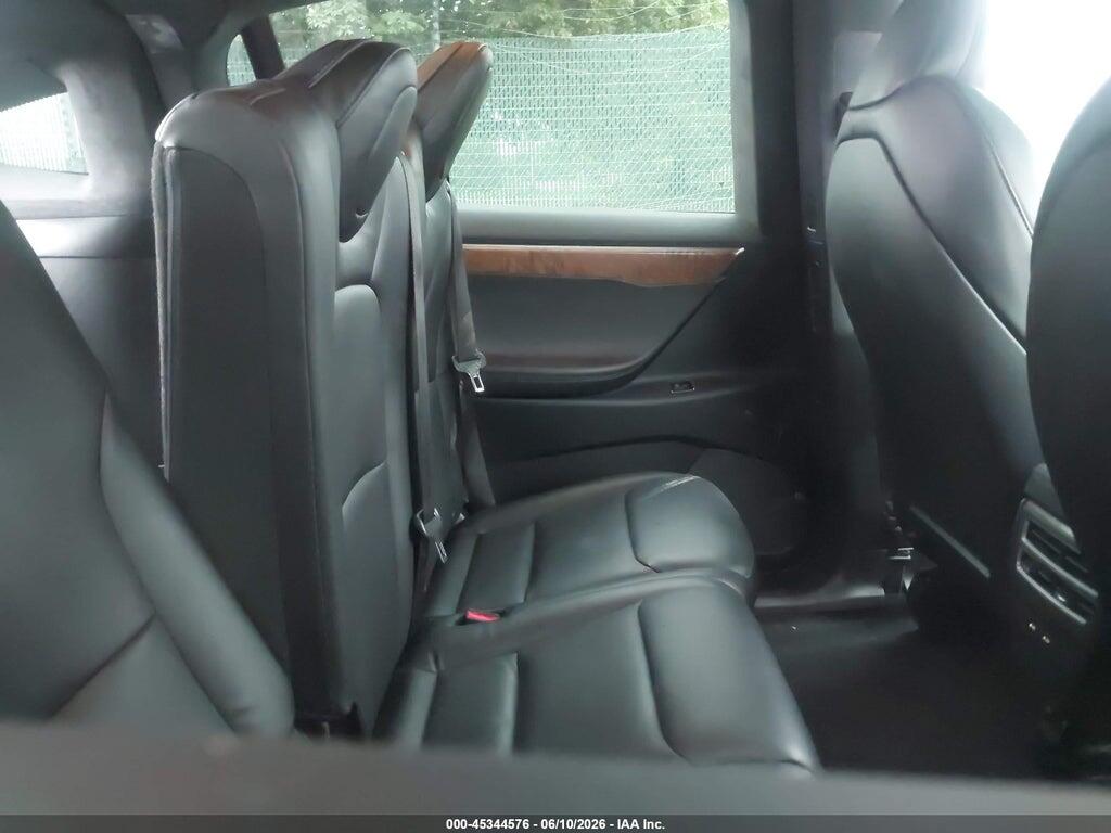5YJXCDE28LF303668 2020 TESLA MODEL X photo no. 8