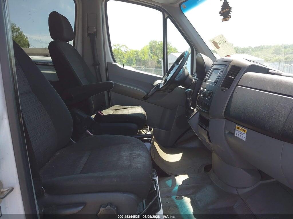WD4PE7DC6F5983233 2015 MERCEDES-BENZ SPRINTER 2500 photo no. 5