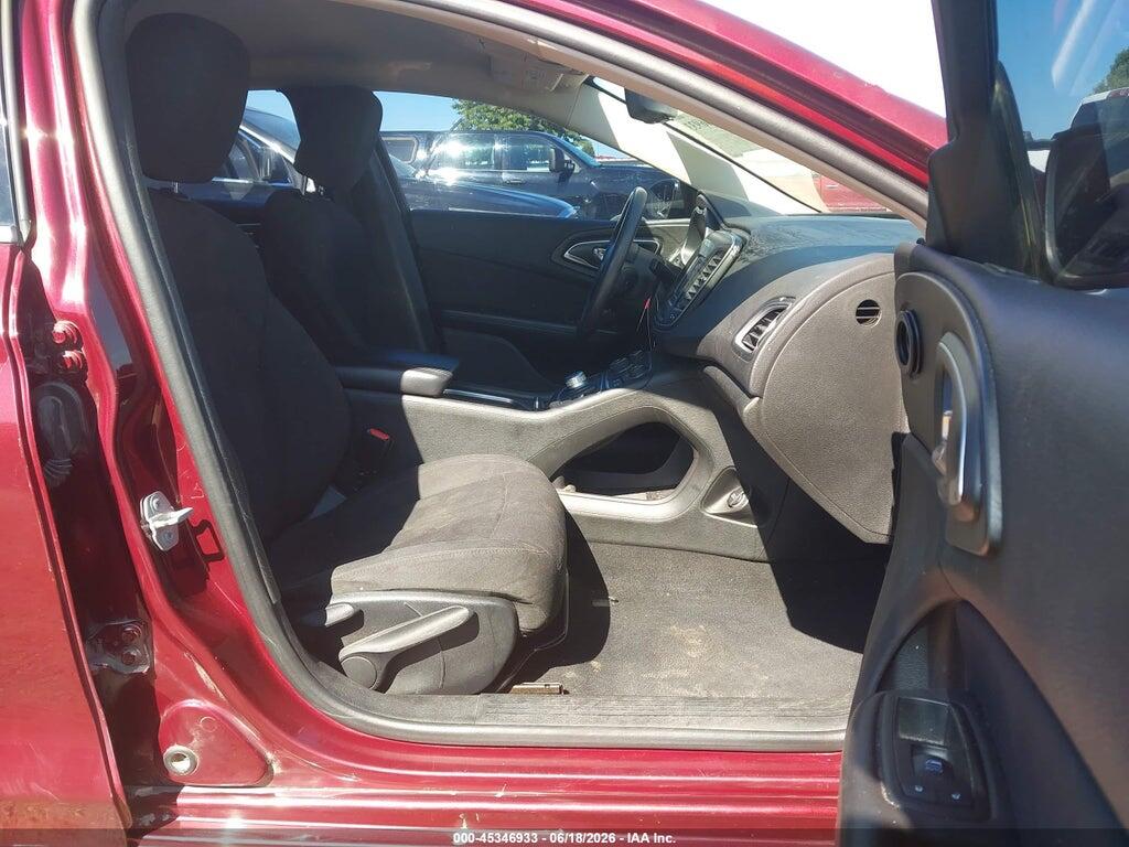 1C3CCCAB8FN575209 2015 CHRYSLER 200 photo no. 5