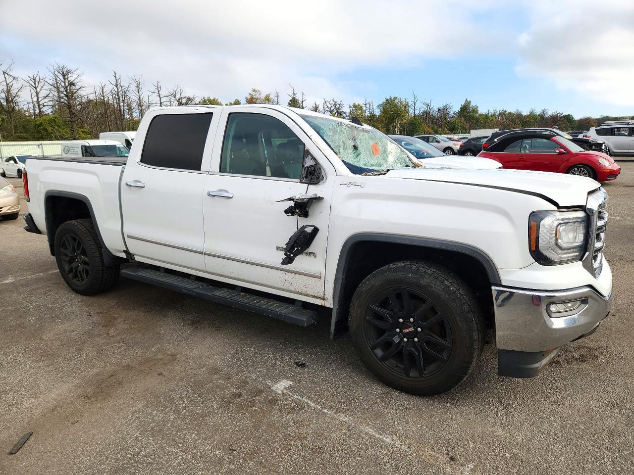 2017 GMC SIERRA K1500 SLT — Фото 4 из 12