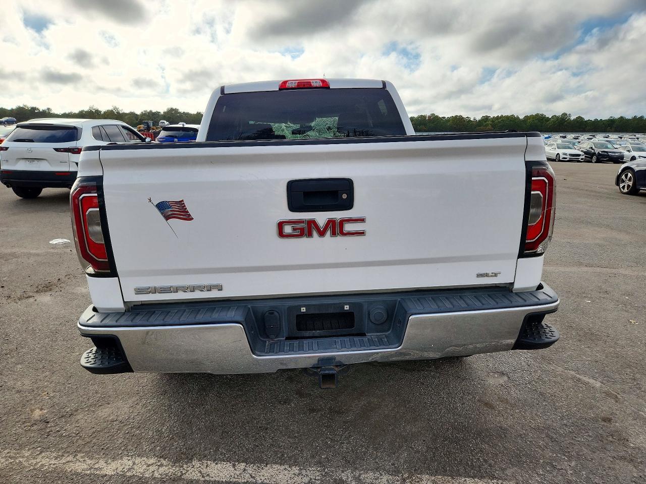 2017 GMC SIERRA K1500 SLT — Фото 6 из 12