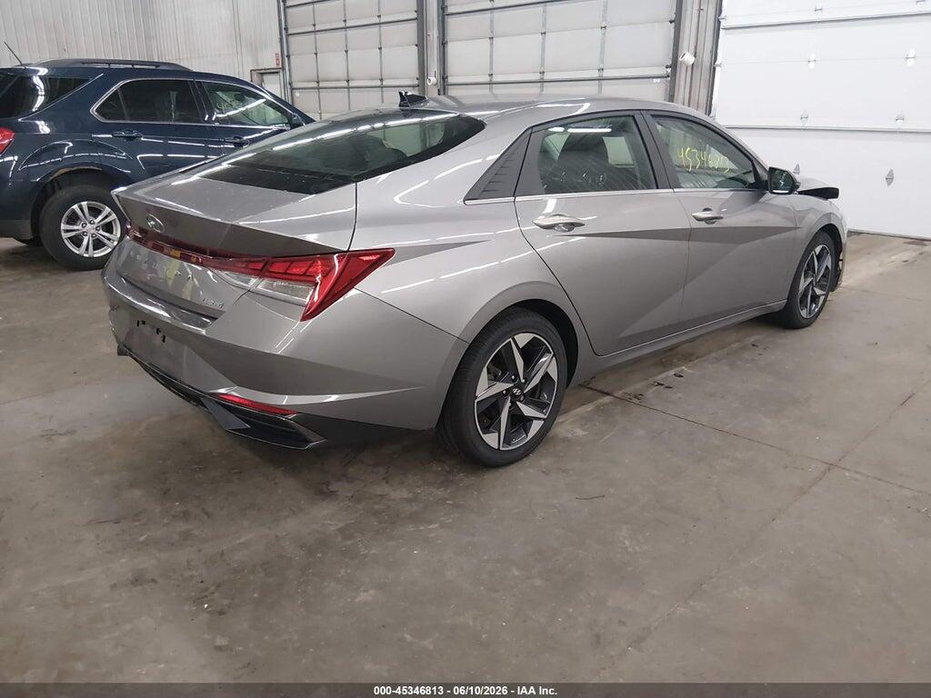 KMHLP4AG3NU217596 2022 HYUNDAI ELANTRA photo no. 4