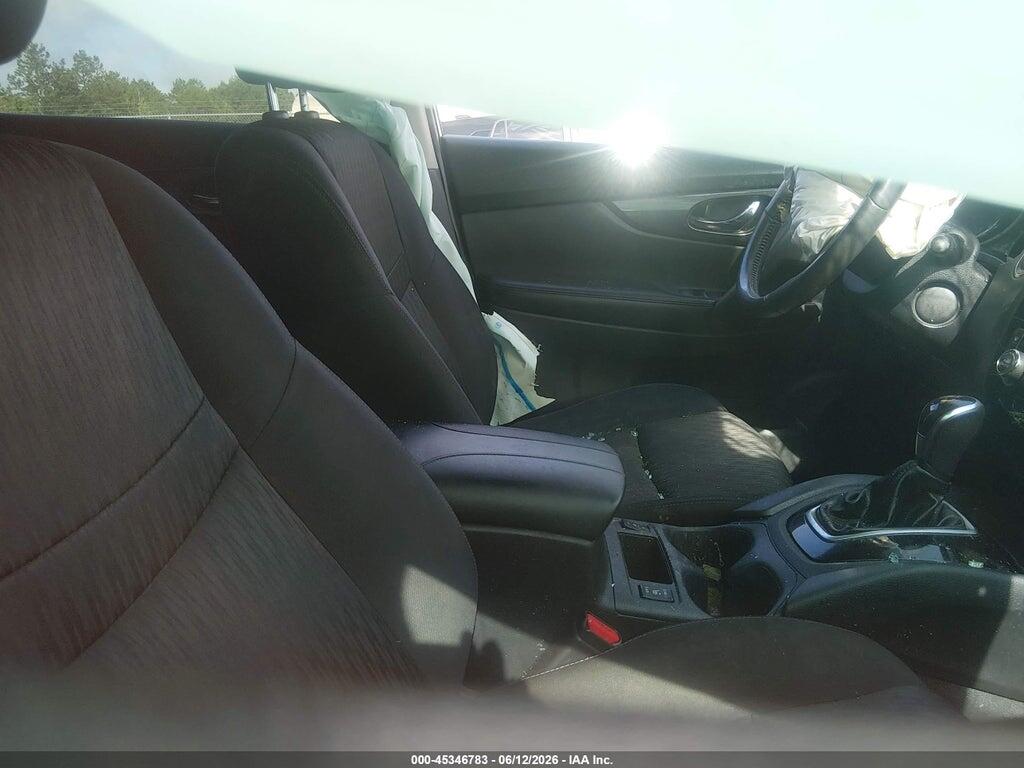 KNMAT2MV4JP538769 2018 NISSAN ROGUE photo no. 5