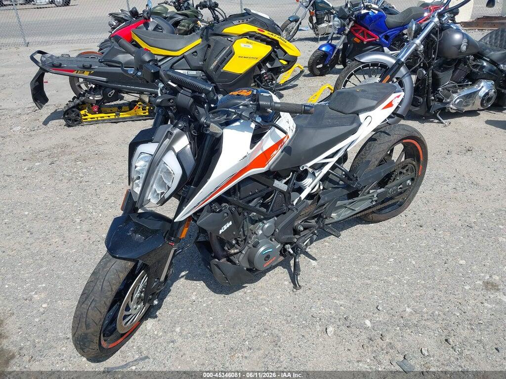 MD2JPJ404MC246113 2021 KTM 390 photo no. 2