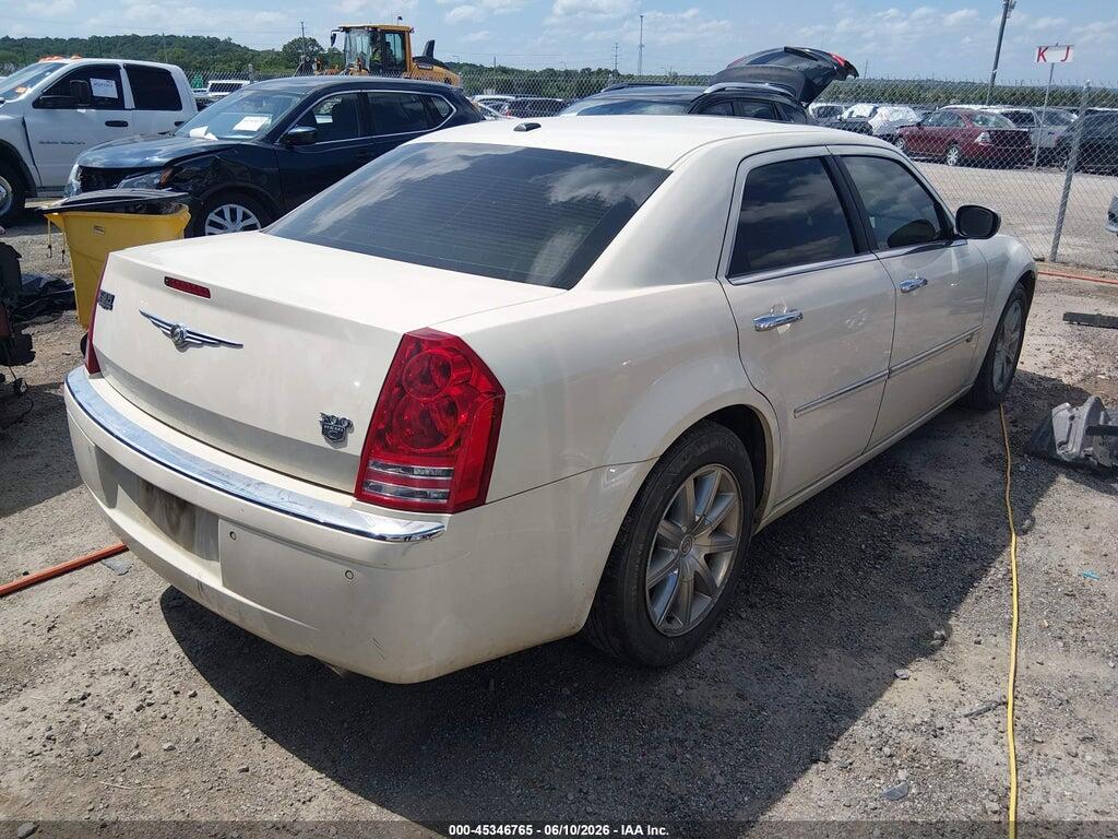 2C3CA6CT6AH125962 2010 CHRYSLER 300C photo no. 4