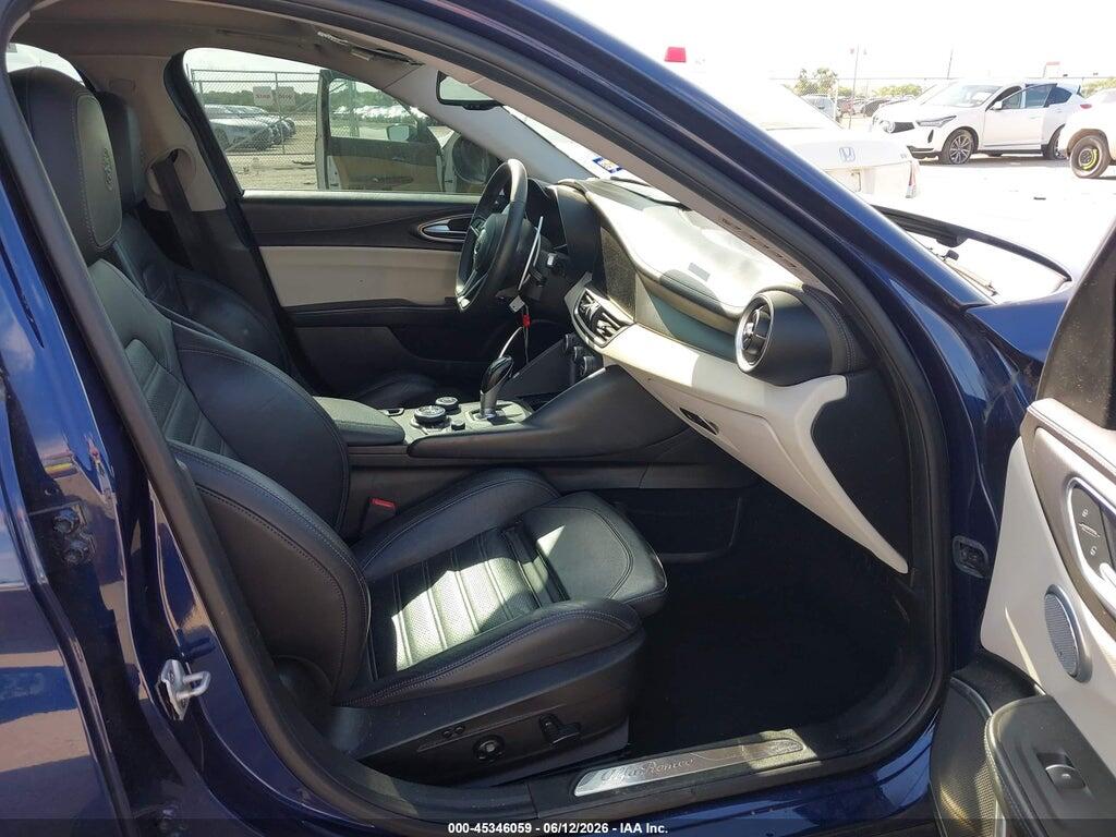 ZARFAECN8J7577448 2018 ALFA ROMEO GIULIA photo no. 5