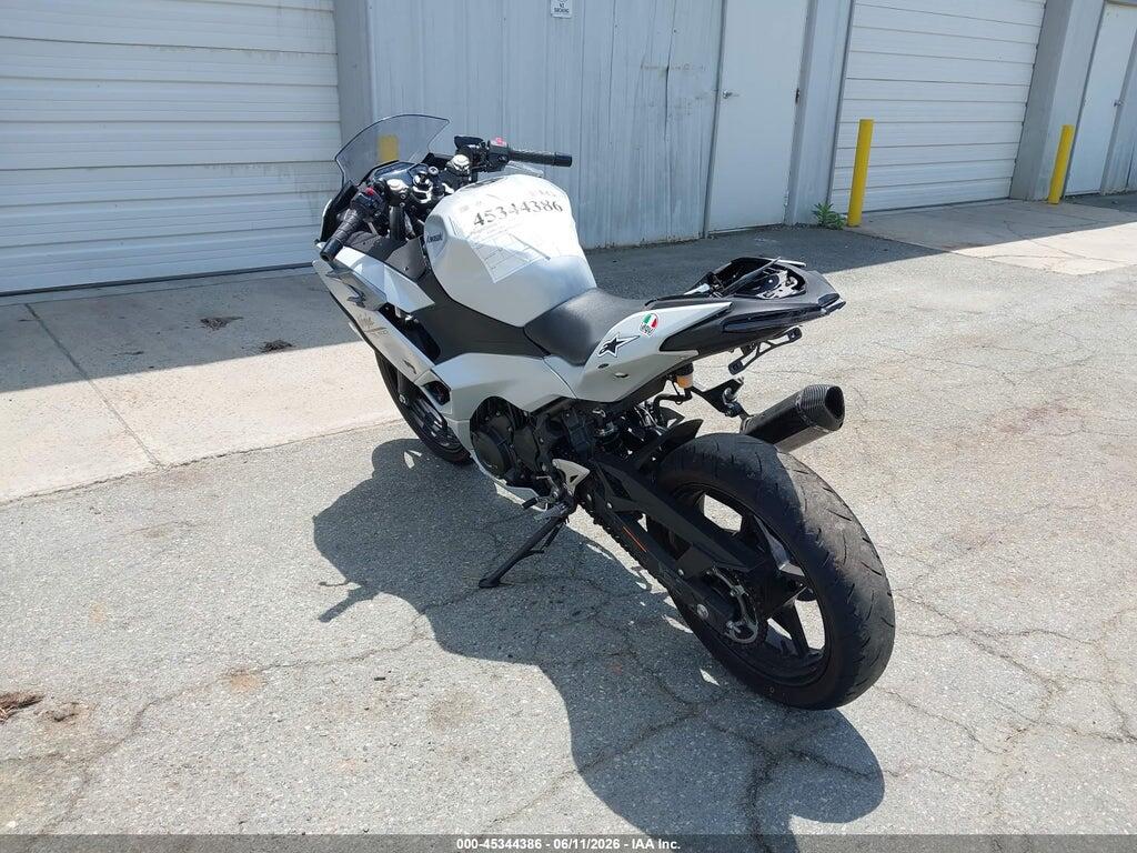 ML5EXGH1XSDA37444 2025 KAWASAKI EX500 photo no. 3