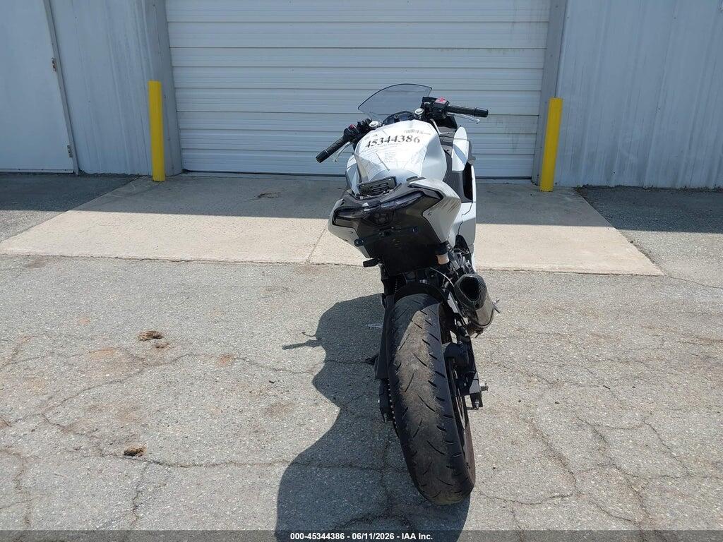 ML5EXGH1XSDA37444 2025 KAWASAKI EX500 photo no. 6