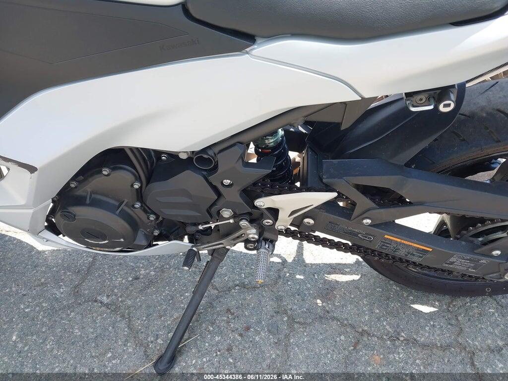 ML5EXGH1XSDA37444 2025 KAWASAKI EX500 photo no. 9