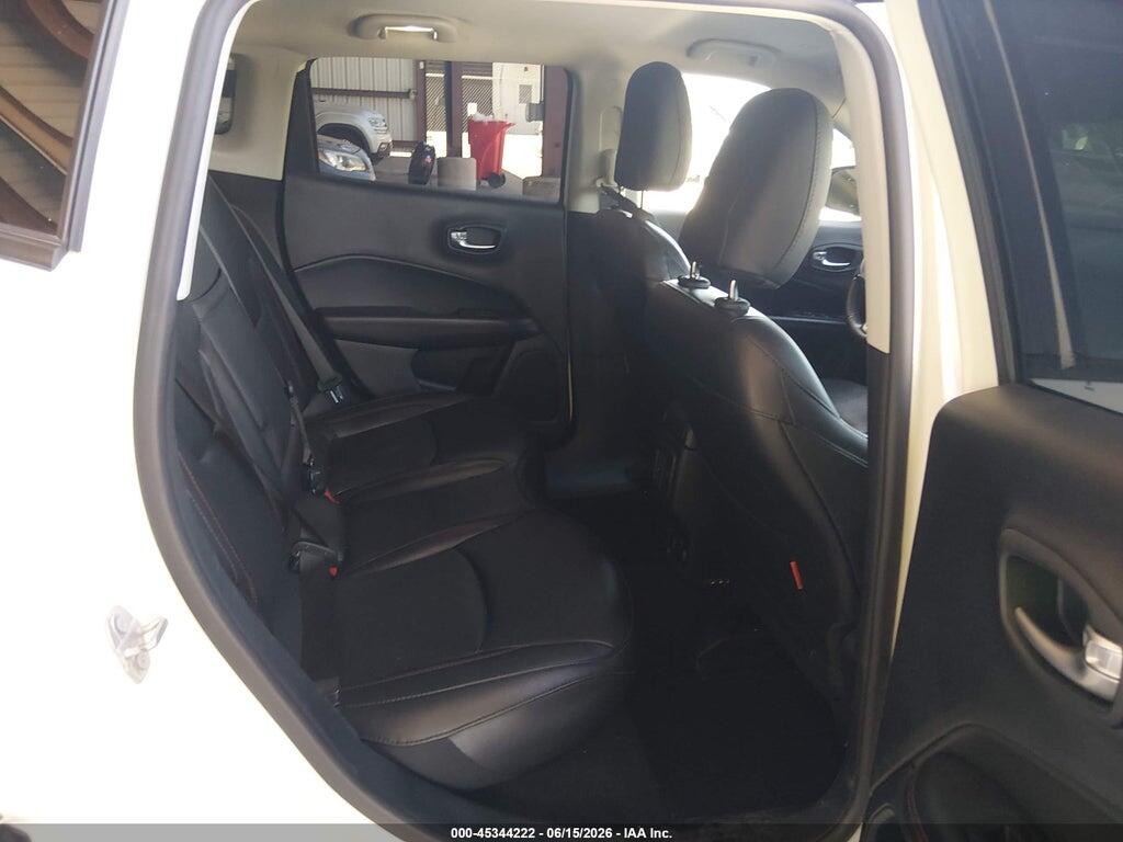 3C4NJDDB3KT651098 2019 JEEP COMPASS photo no. 8