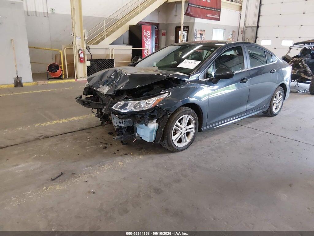 1G1BE5SM3J7226123 2018 CHEVROLET CRUZE photo no. 2