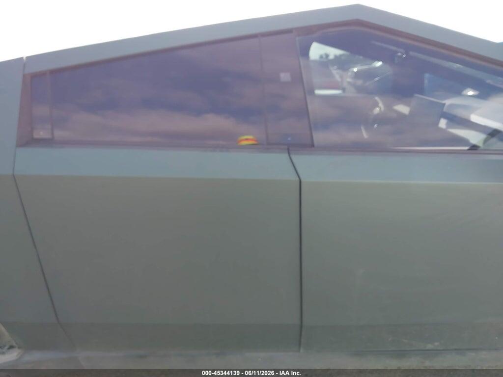 7G2CEHED0SA081332 2025 TESLA CYBERTRUCK photo no. 12