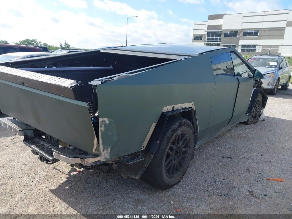 7G2CEHED0SA081332 2025 TESLA CYBERTRUCK photo no. 4