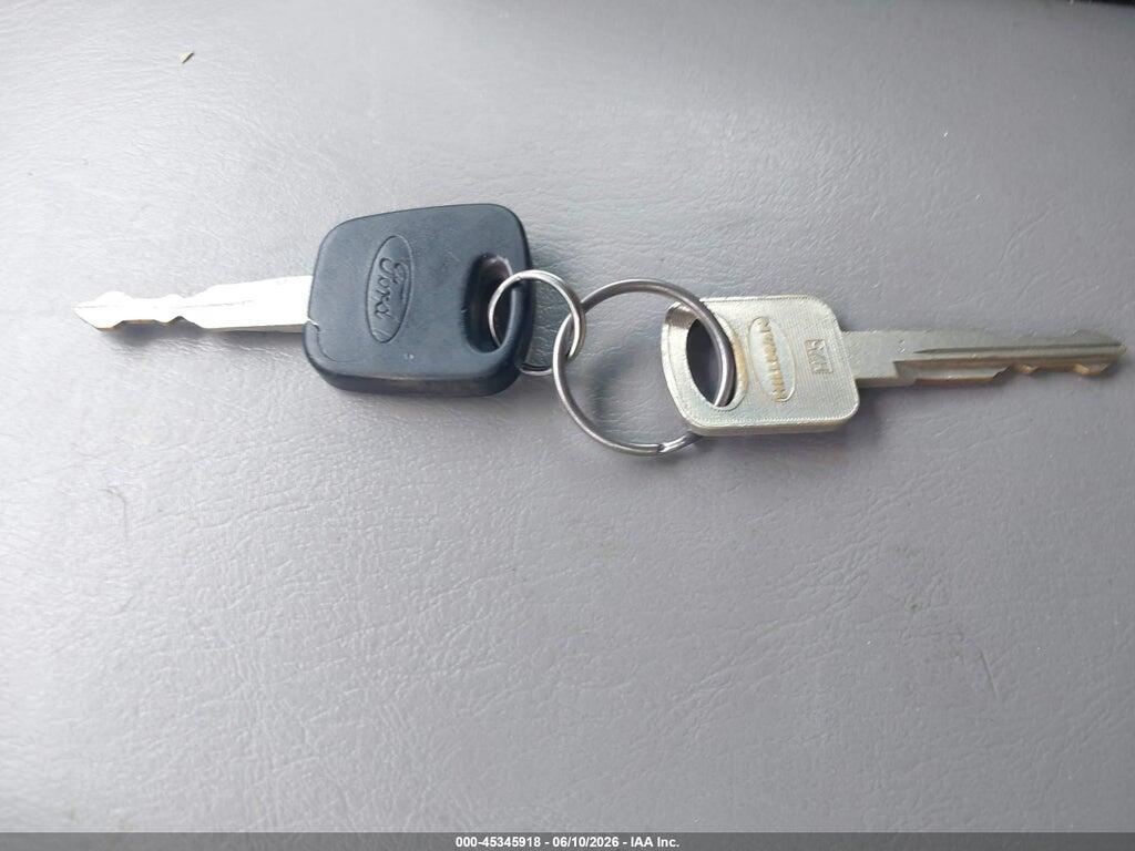 1FTRX18L4YNB01080 2000 FORD F-150 photo no. 11