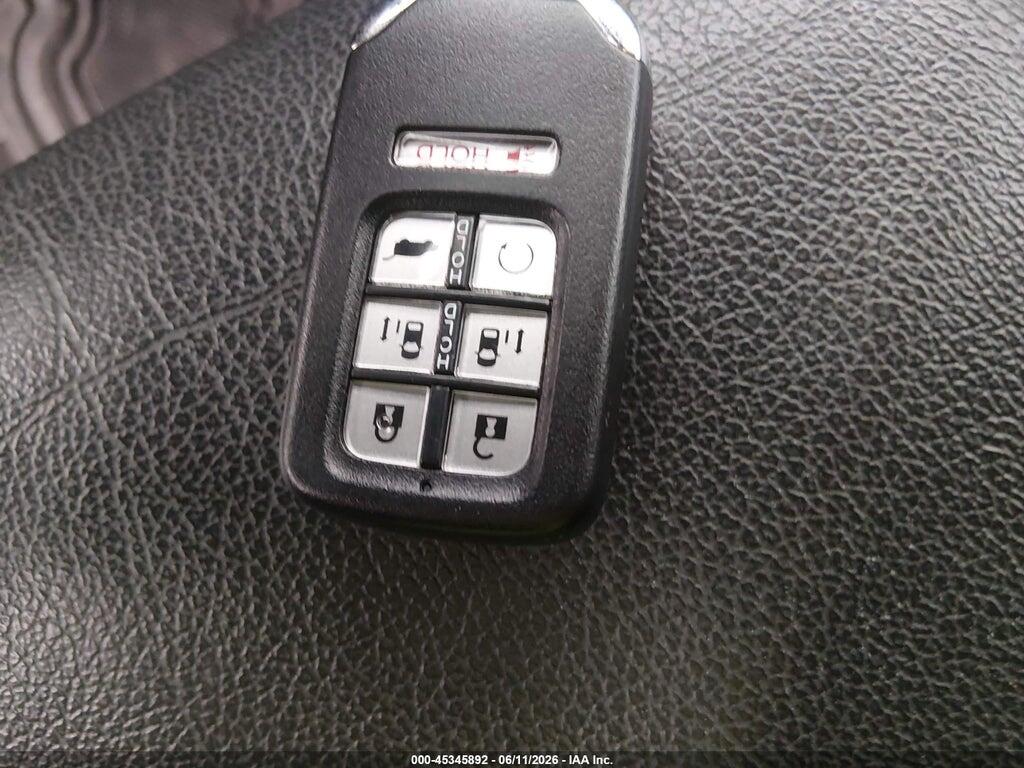 5FNRL6H88NB043795 2022 HONDA ODYSSEY photo no. 11