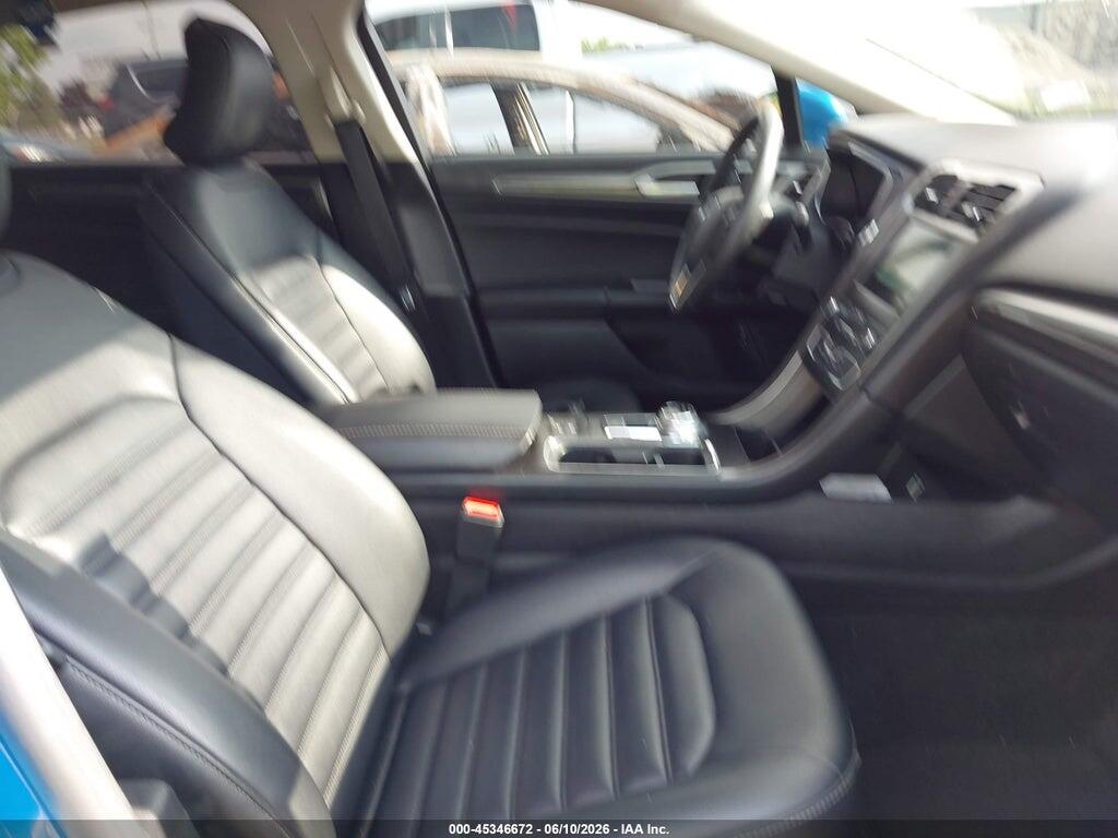 3FA6P0MU3KR208417 2019 FORD FUSION HYBRID photo no. 5