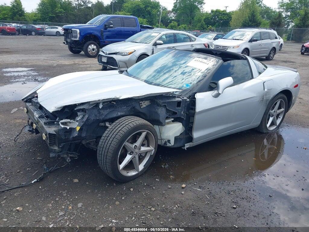 1G1YF2DW5B5100623 2011 CHEVROLET CORVETTE photo no. 2