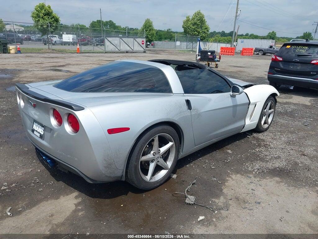 1G1YF2DW5B5100623 2011 CHEVROLET CORVETTE photo no. 4