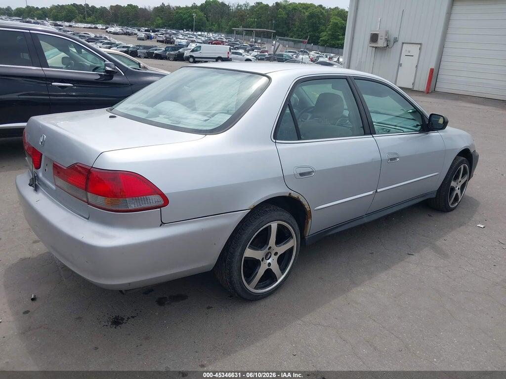 1HGCF86652A135236 2002 HONDA ACCORD photo no. 4