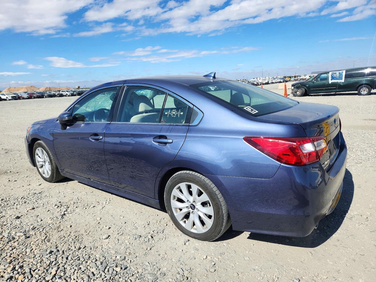 2017 SUBARU LEGACY 2.5I PREMIUM — Фото 2 из 12