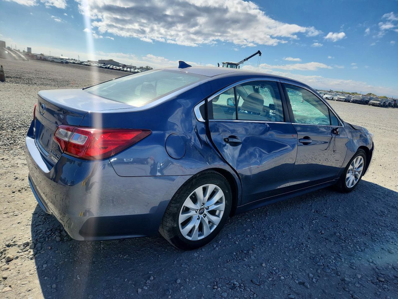 2017 SUBARU LEGACY 2.5I PREMIUM — Фото 3 из 12