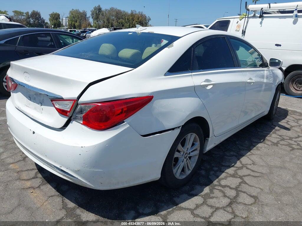 5NPEB4AC6DH714384 2013 HYUNDAI SONATA photo no. 4