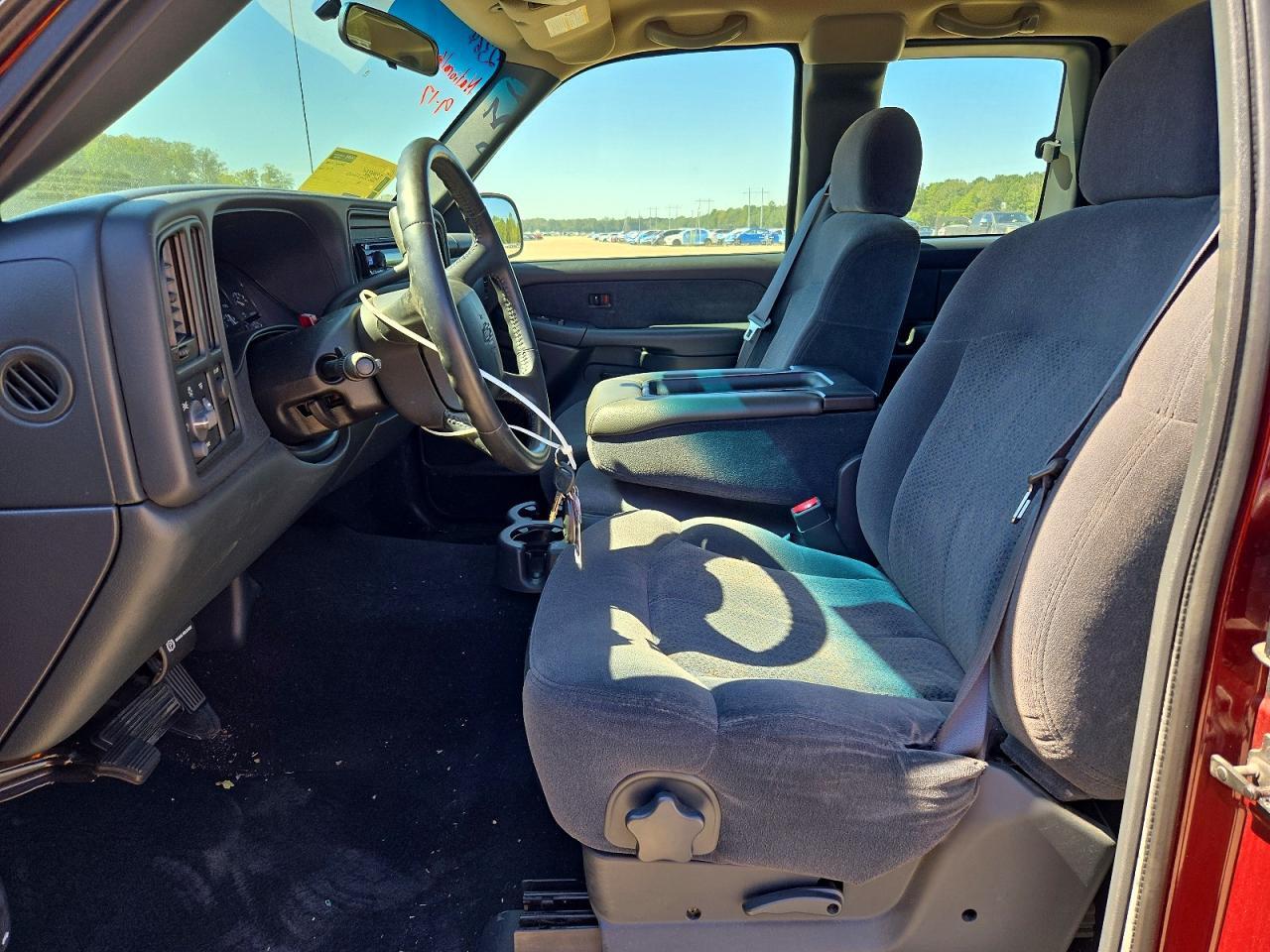 2002 CHEVROLET SILVERADO C1500 — Фото 7 из 12